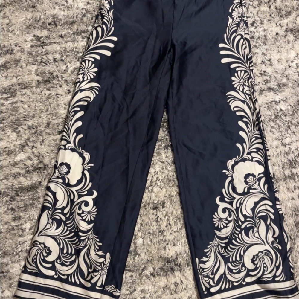 Ellen Tracy Navy and White Wide Leg Pants